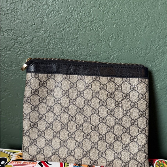 Gucci Beige and Black GG Pattern Tote - Picture 4 of 5
